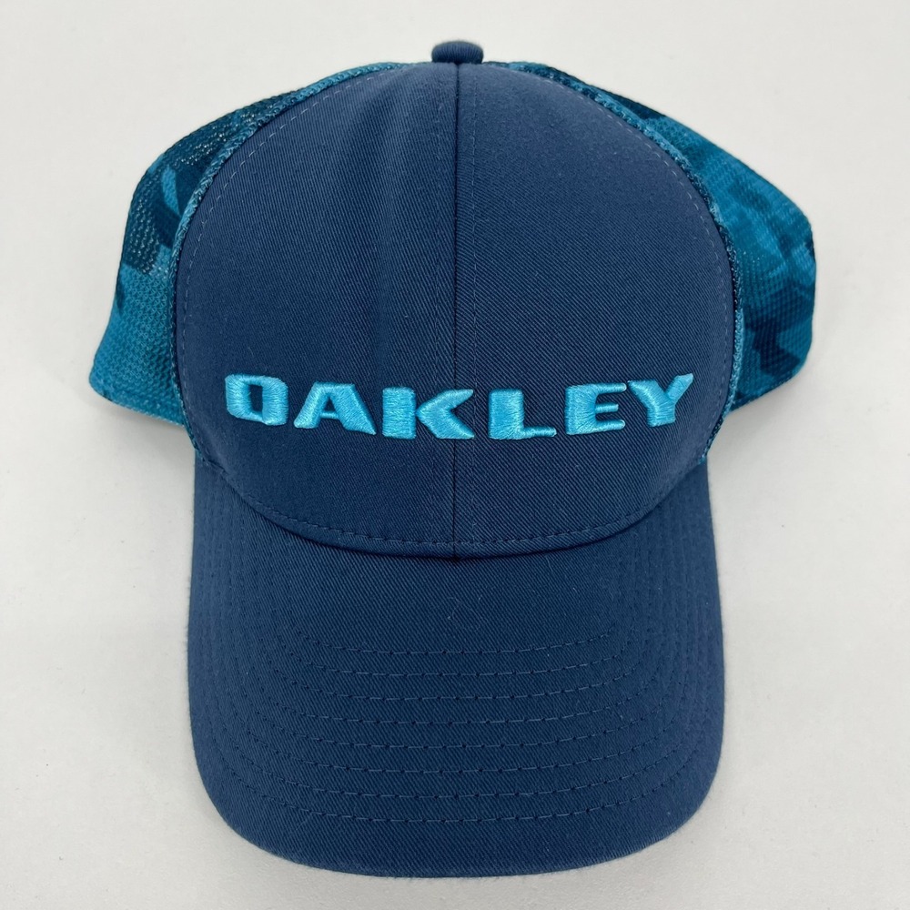 Oakley Mens Snapback Trucker Hat Blue Camo Mesh Logo Baseball Cap